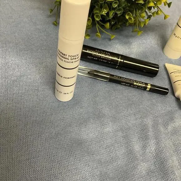 Merle Norman Mascara Eyeliner Eye Primer bundle - Picture 2 of 4